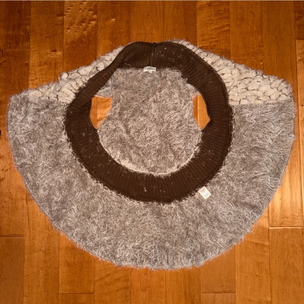 Delfine High Lo Fuzzy Vest Large Collar Wool Blend - Picture 4 of 8